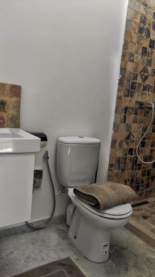 Lella Zohra, Studio Avec Piscine A Sidi Bou Said Bed and Breakfast Exterior foto