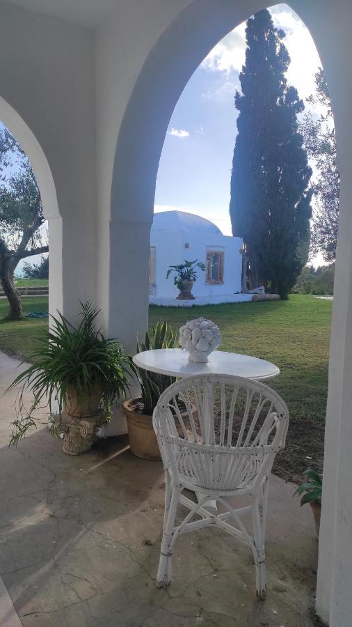 Lella Zohra, Studio Avec Piscine A Sidi Bou Said Bed and Breakfast Exterior foto