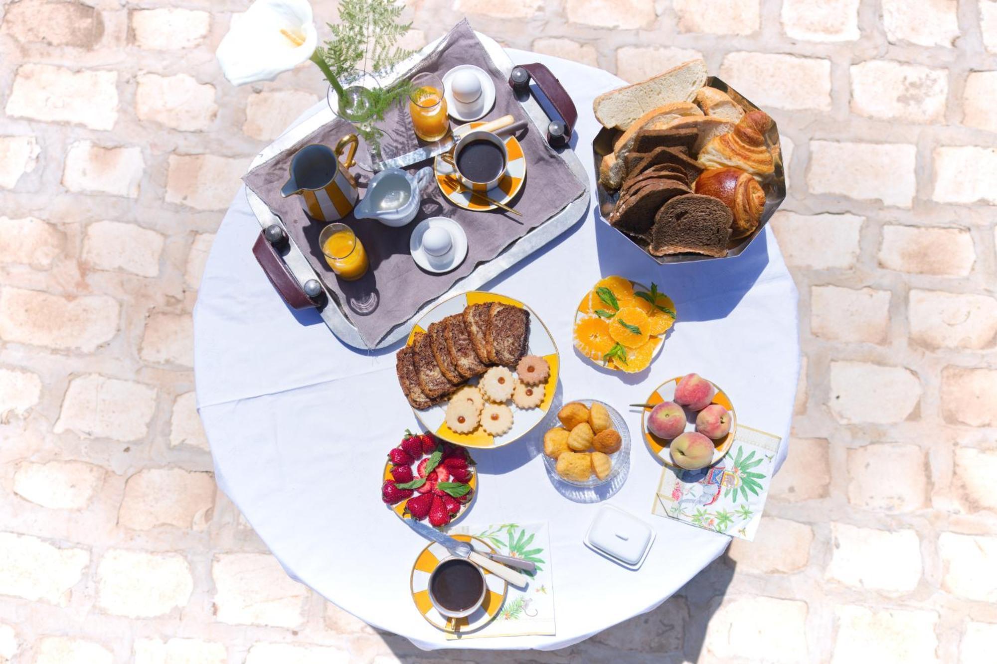 Lella Zohra, Studio Avec Piscine A Sidi Bou Said Bed and Breakfast Exterior foto